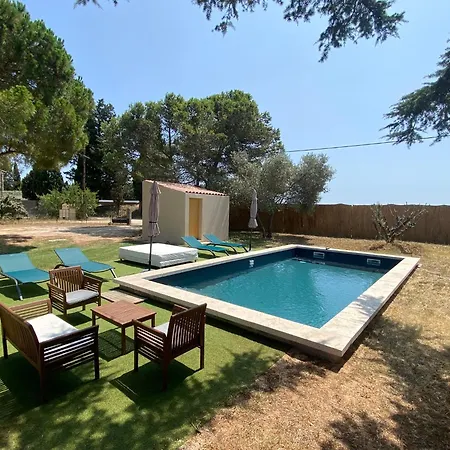 Holiday home Le Cypres De Casimir Beaucaire (Gard)